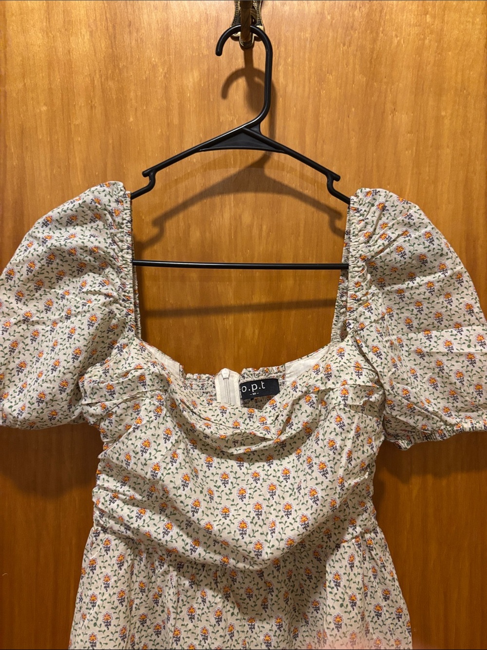 Puff-Sleeve Floral Midi Dress in Cream with Orange Print - Picture 3 of 9